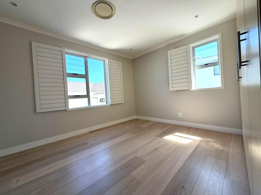 To Let 3 Bedroom Property for Rent in Camps Bay Western Cape